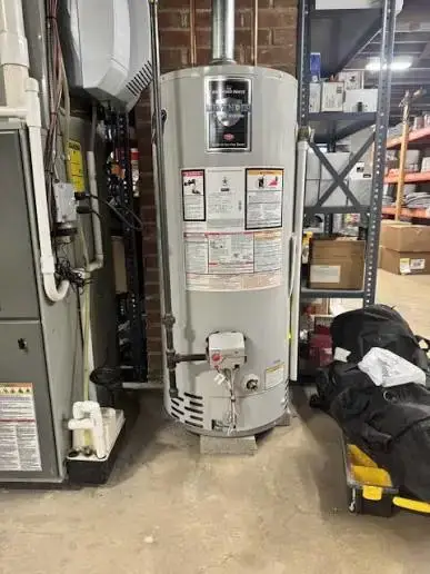 Hot water tank